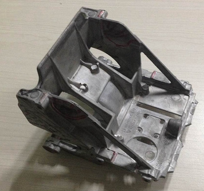 Ein guter Preis. Cast Magnesium Aluminum Auto Parts Metal Aluminum Connector Online